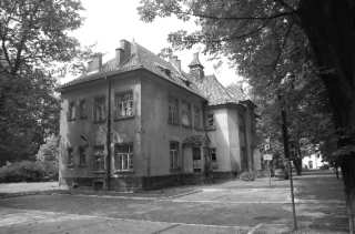S01_0718.NEF