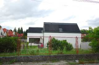 S01_0233.NEF